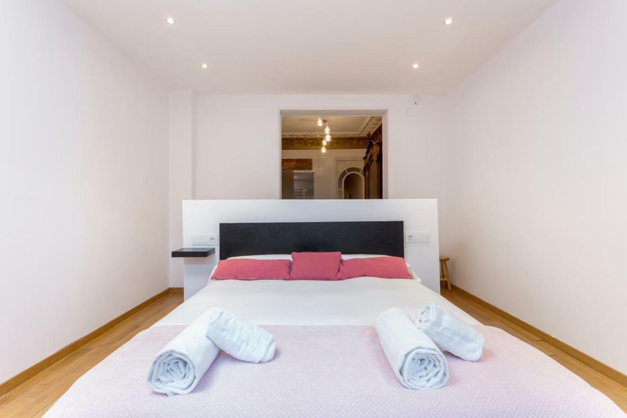 1229 - Awesome City Center Apartment With Terrace Barcelona Eksteriør billede