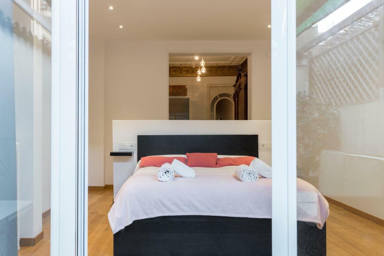 1229 - Awesome City Center Apartment With Terrace Barcelona Eksteriør billede