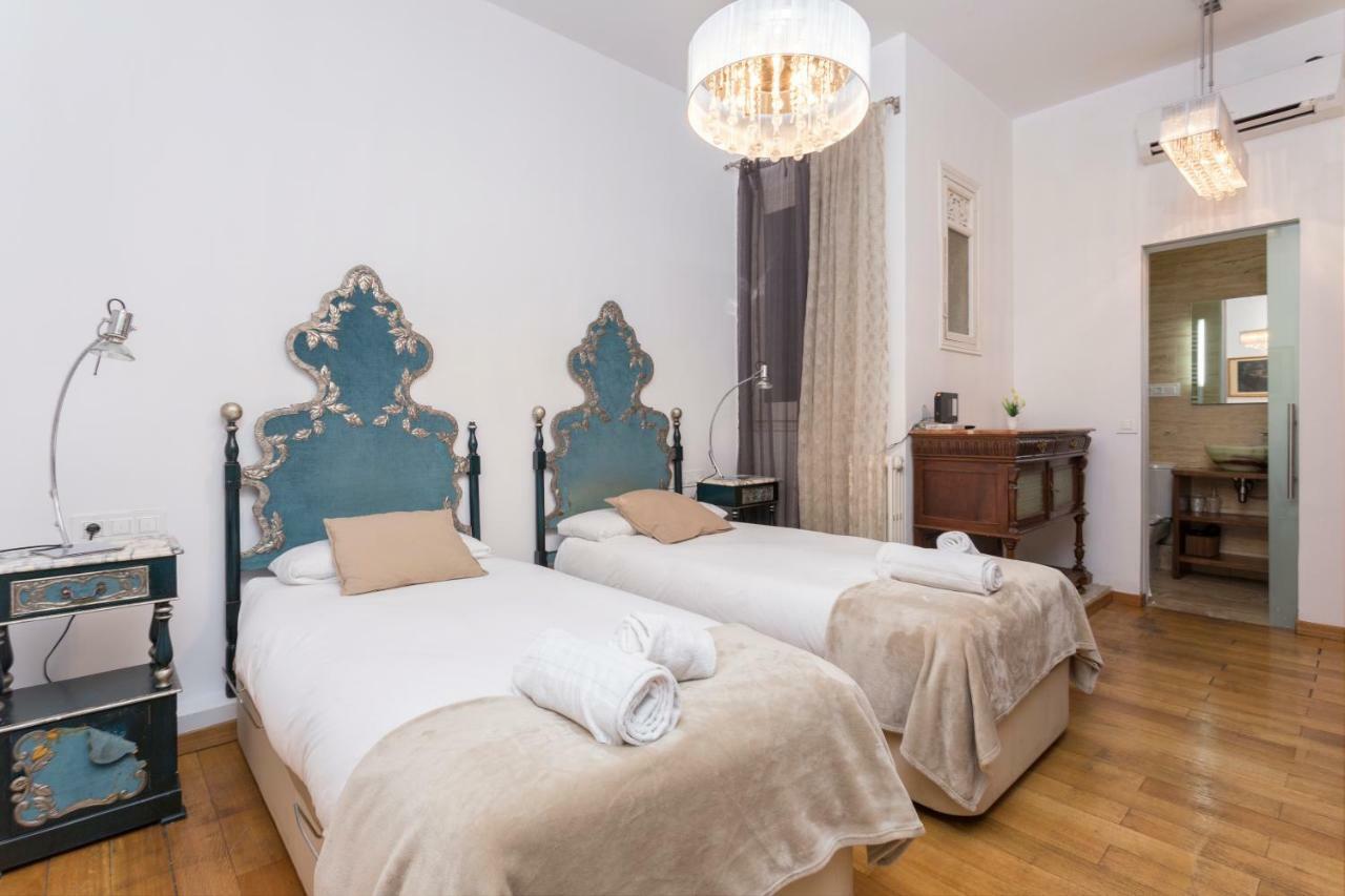 1229 - Awesome City Center Apartment With Terrace Barcelona Eksteriør billede